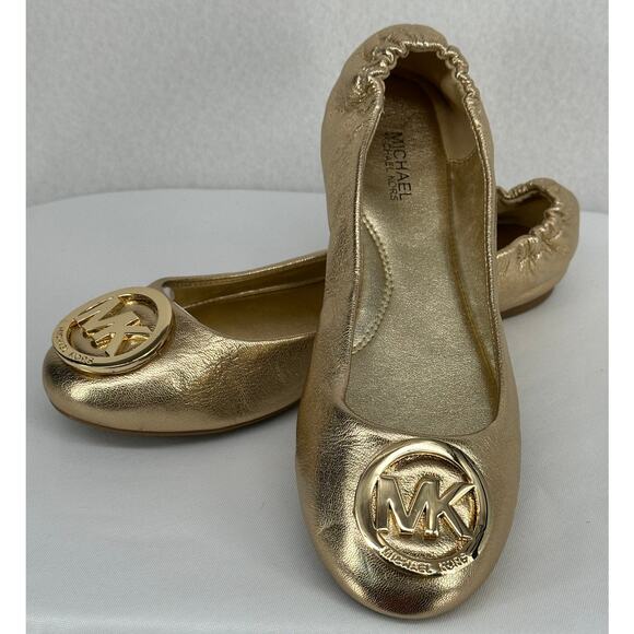 Michael- Michael Kors NWT Lindsey Ballet Pale Gold Leather Flats 7M - Picture 1 of 6